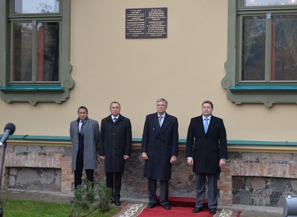 Резидент-координатор ООН Санака Самарасинха, министр иностранных дел Владимир Макей, поверенный в делах США в Беларуси Скотт Роланд и мэр Минска Андрей Шорец - Sputnik Беларусь