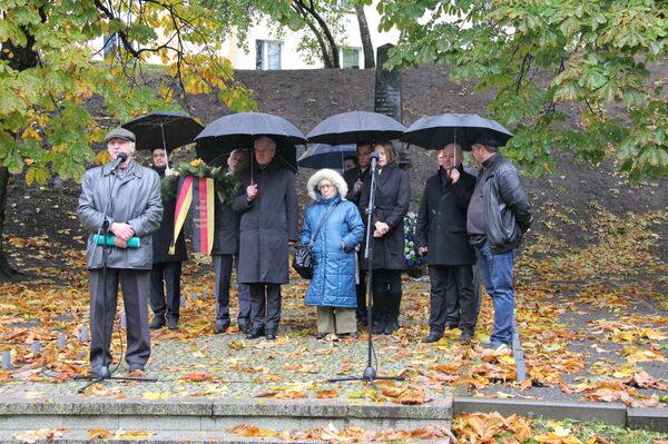 Сценарист Борис Герстен на траурном митинге в память об уничтожении минского гетто - Sputnik Беларусь
