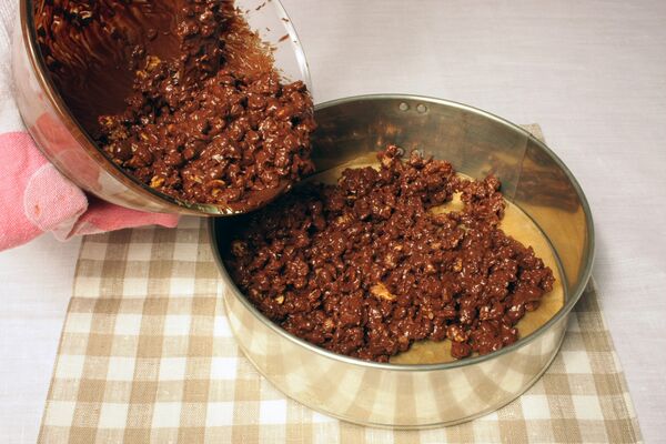 Воздушный торт из мюсли  - Sputnik Беларусь