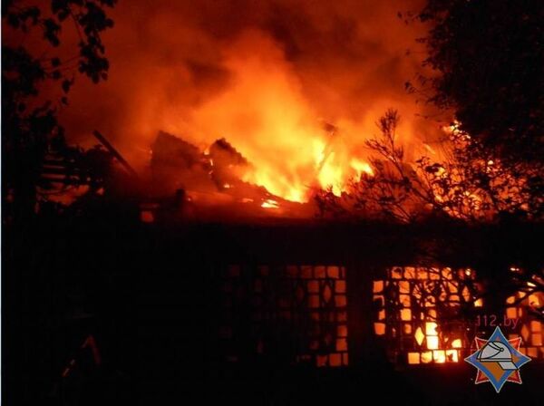 Пожар в двухквартирном доме в Бобруйске - Sputnik Беларусь