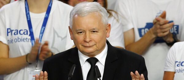 Литер партии Право и справедливость Ярослав Качиньский - Sputnik Беларусь