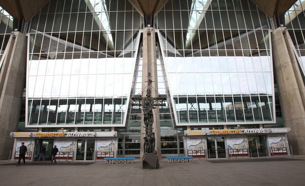 Зал прилета аэропорта Пулково, где должен был приземлиться потерпевший катастрофу лайнер Airbus-321 - Sputnik Беларусь