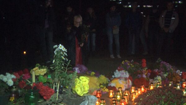 СПУТНИК_Одесситы зажгли свечи и выпустили в небо фонарики в память о погибших 2 мая - Sputnik Беларусь