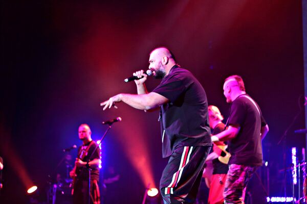 Прэзентацыя развітальнага альбома Крамбамбулі Чырвоны штраль - Sputnik Беларусь