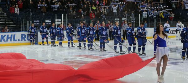 ХК Динамо-Минск перед матчем на Минск-Арене ХК Динамо-Минск перед матчем на Минск-Арене - Sputnik Беларусь