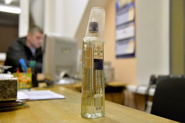 Юные правонарушители задержаны за распитие спиртных напитков - Sputnik Беларусь