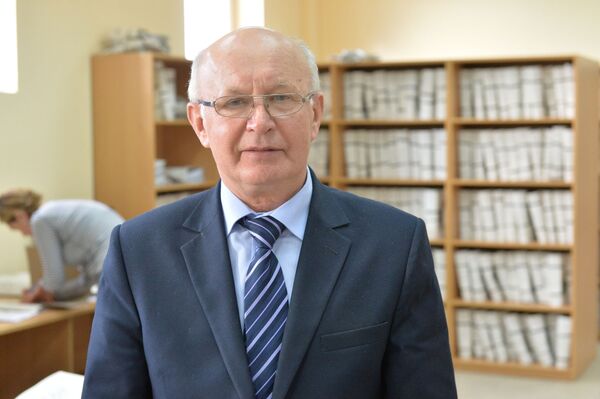 Сотрудник МРО в ТД Ждановичи Леонид Бабко - Sputnik Беларусь