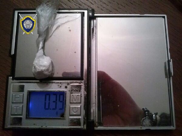 Партия наркотиков на весах - Sputnik Беларусь