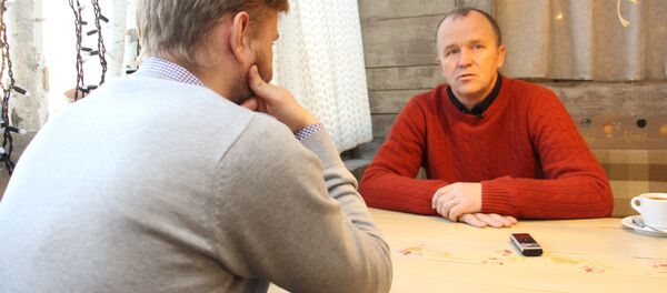 Дулуб отметил, что в быту тренер и игроки совершенно равны, на поле - другое дело - Sputnik Беларусь