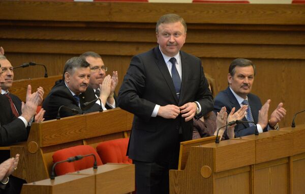 Андрей Кобяков в Овальном зале белорусского парламента. - Sputnik Беларусь