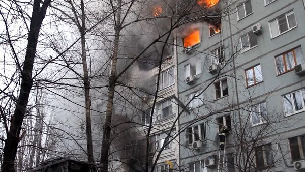 СПУТНИК_Работа пожарных и спасателей на месте взрыва газа в жилом доме в Волгограде - Sputnik Беларусь