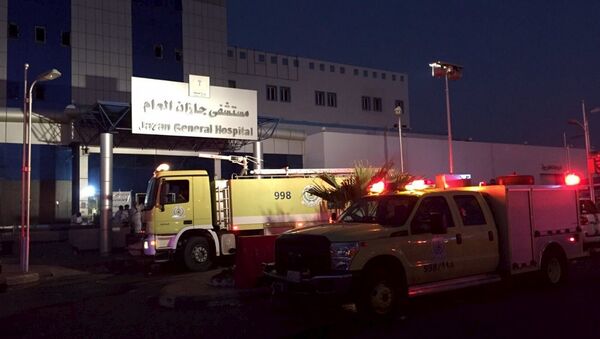 Пожарные и медики на месте пожара в больнице в Саудовской Аравии - Sputnik Беларусь