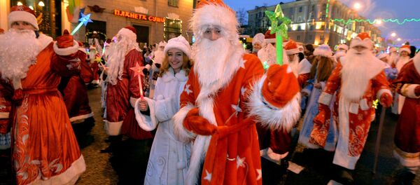 Шествие Дедов Морозов в Минске - Sputnik Беларусь