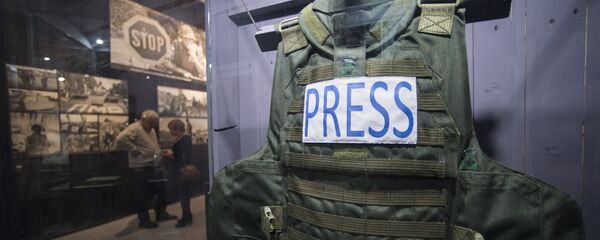 Бронежилет журналиста - Sputnik Беларусь