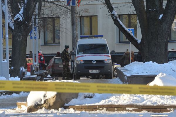 Михайловский сквер оцеплен - Sputnik Беларусь