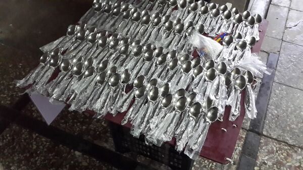 Именные ложки в переходе - Sputnik Беларусь