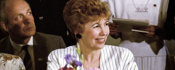 Раиса Максимовна Горбачева во время экскурсии по городу Шанхаю - Sputnik Беларусь