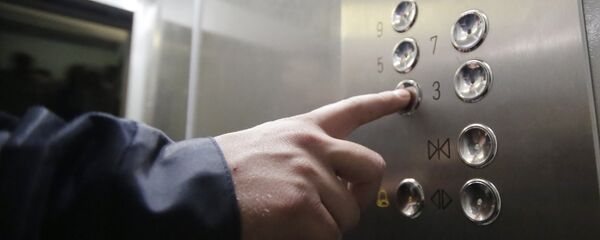 Установка лифта в жилом доме - Sputnik Беларусь