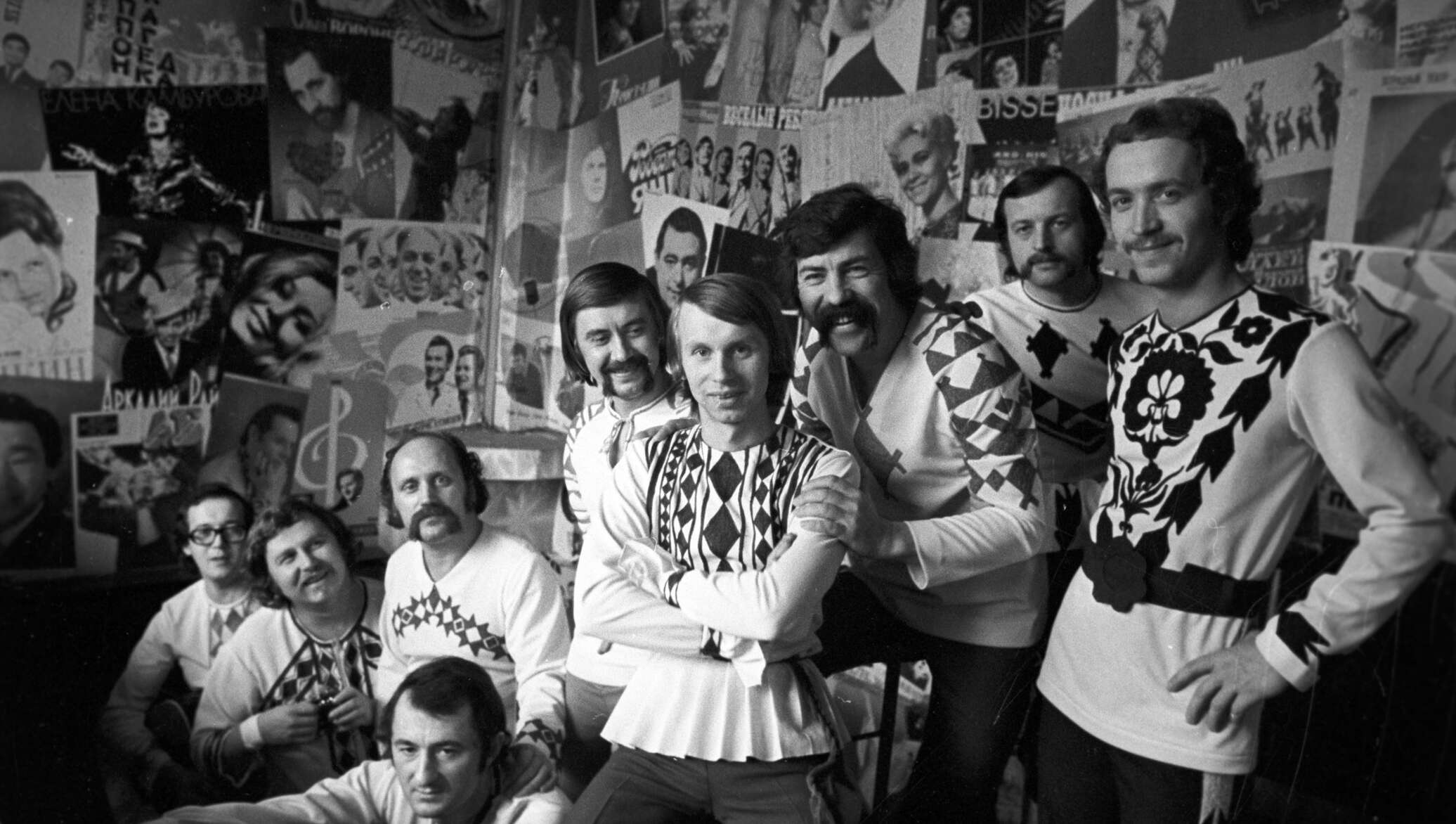 Брат мулявина. Песняры фото. Песняры вокально-инструментальный ансамбль. Виа песняры. Виа песняры.