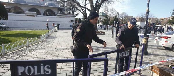 Полиция выставляет оцепление на месте взрыва в Стамбуле - Sputnik Беларусь