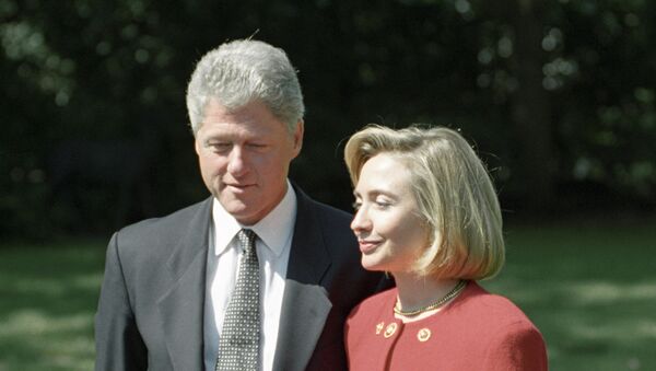 Билл Клинтон с женой - Sputnik Беларусь