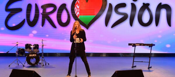 Александр Иванов в первый день национального отбора на Евровидение-2016 Александр Иванов в первый день национального отбора на Евровидение-2016 - Sputnik Беларусь