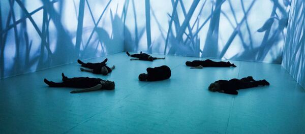 Кадр са спектакля польскага тэатра Lubelski Teatr Tańca Кадр са спектакля польскага тэатра Lubelski Teatr Tańca - Sputnik Беларусь