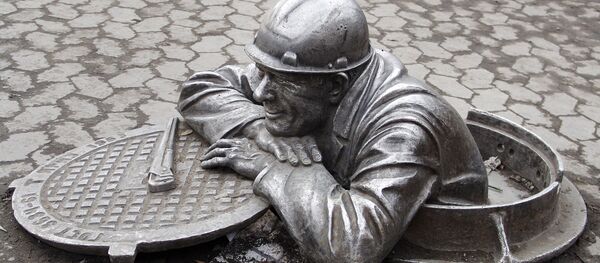 Скульптура Слесарь Степаныч  - Sputnik Беларусь