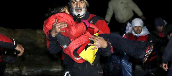 Мигранты, прибывающие в Европу - Sputnik Беларусь