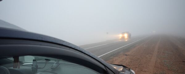 Туман на дороге, архивное фото - Sputnik Беларусь