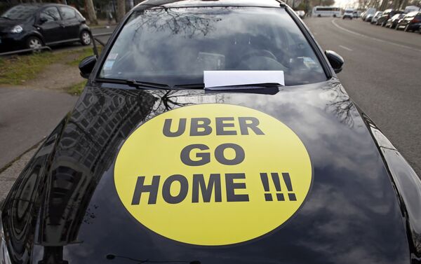 Протест таксистов против Uber - Sputnik Беларусь