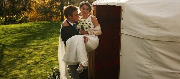 Свадьба в юрте Свадьба в юрте - Sputnik Беларусь