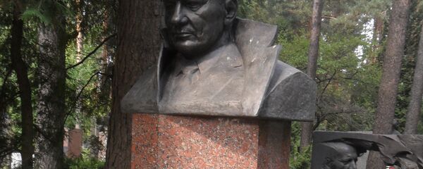 Могілкі Івана Мележа - Sputnik Беларусь