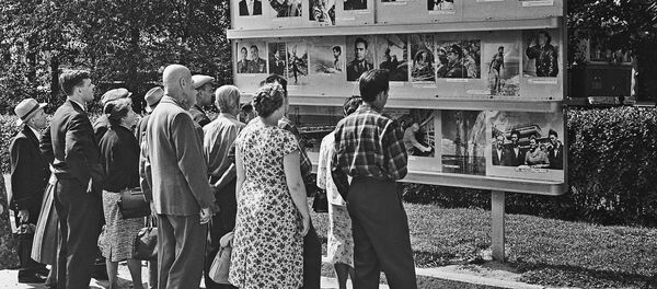 Фотовитрина АПН в 1962 году - Sputnik Беларусь