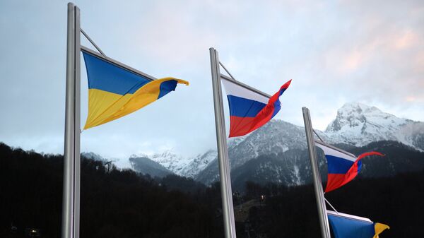 Флаги России и Украины - Sputnik Беларусь
