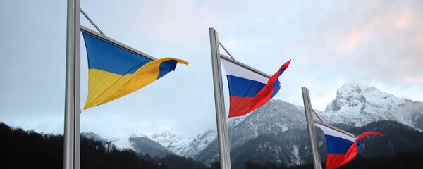 Флаги России и Украины - Sputnik Беларусь