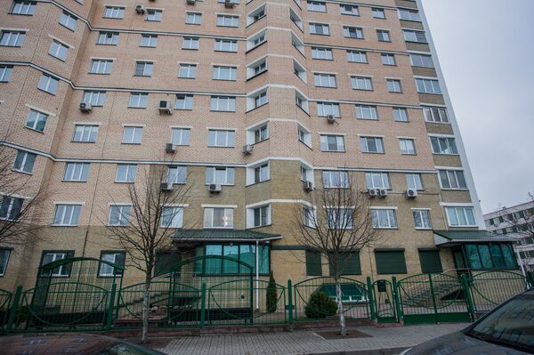 За зеленой оградой находилось посольство Азербайджана - Sputnik Беларусь