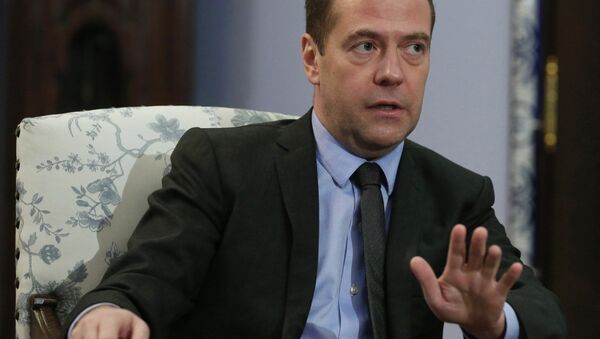 Председатель правительства РФ Дмитрий Медведев в подмосковной резиденции Горки - Sputnik Беларусь
