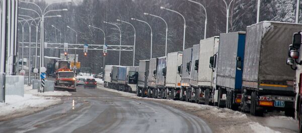 Фуры в очереди на КПП - Sputnik Беларусь