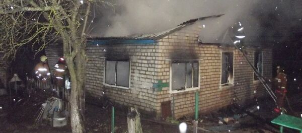 Сгоревший дом в Смолевичском районе - Sputnik Беларусь