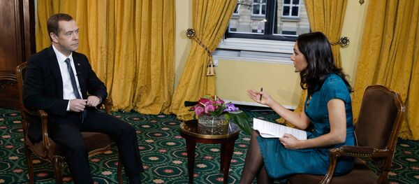 Интервью премьер-министра Рф Д. Медведва телеканалу Euronews - Sputnik Беларусь