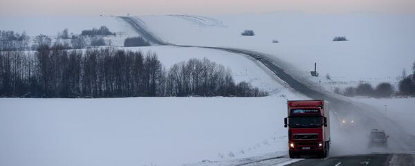 Автомобили на дороге - Sputnik Беларусь