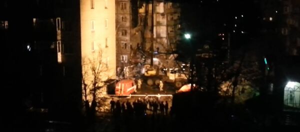 СПУТНИК_Подъезд дома обрушился из-за взрыва газа в Ярославле. Кадры с места ЧП - Sputnik Беларусь