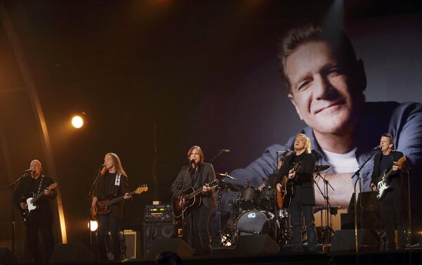 Джексон Браун и The Eagles - в память Гленна Фрая Джексон Браун и The Eagles - в память Гленна Фрая - Sputnik Беларусь