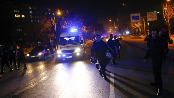 Полиция и медики в Анкаре. Архивное фото - Sputnik Беларусь