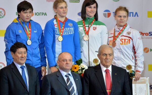 Награждение победителей в весовой категории 69 кг - Sputnik Беларусь