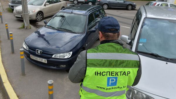 Присутствие инспектора делает водителей дисциплинированнее - Sputnik Беларусь