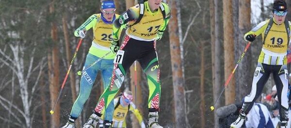 Биатлонистка Мария Панфилова на масс-старте ЧЕ по биатлону - Sputnik Беларусь