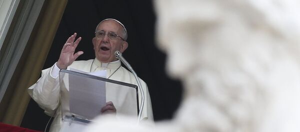 Папа Римский Франциск во время традиционной воскресной проповеди - Sputnik Беларусь