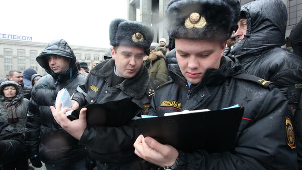 Милиция составляет протоколы на организаторов массовой акции - Sputnik Беларусь